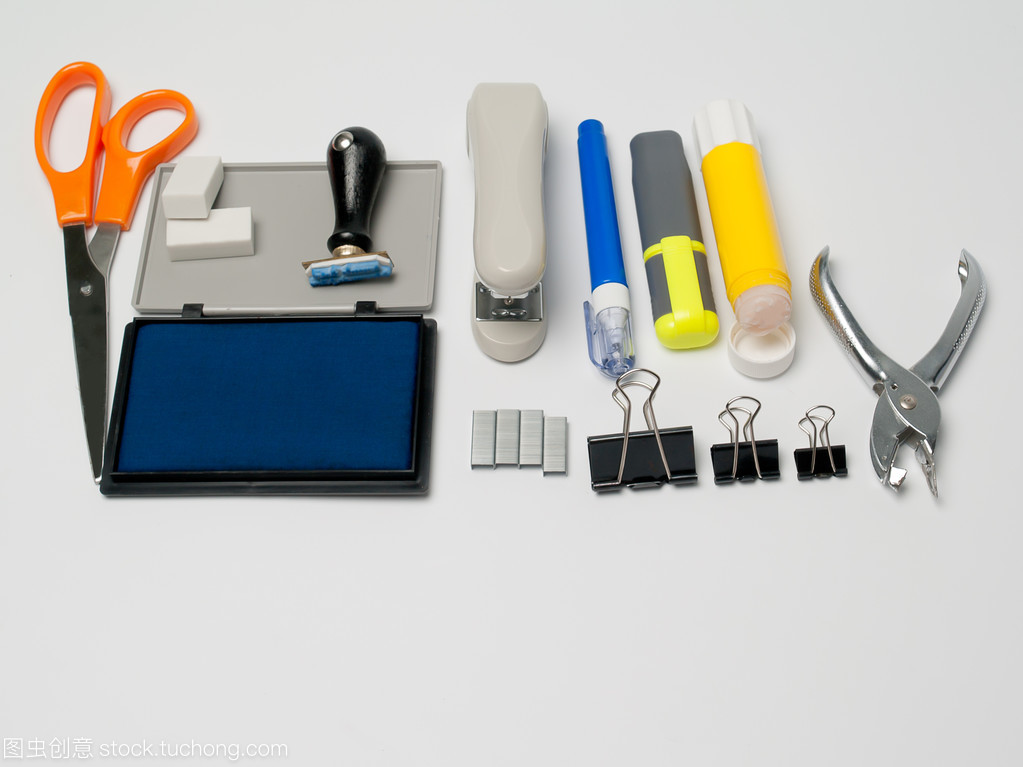 辦公設備、辦公廠礦與儀器儀表 現代企業高效運轉的三大支柱